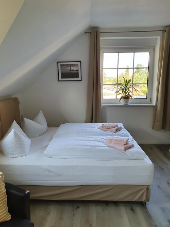 Pension Seeschloesschen Rathenow Phòng bức ảnh